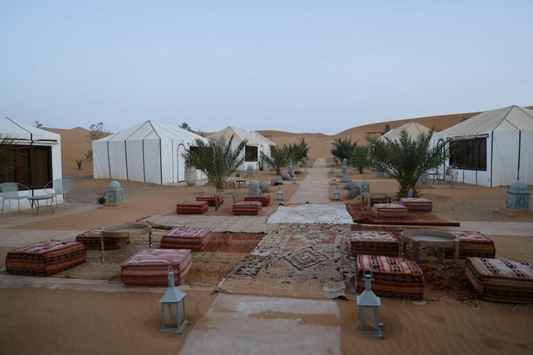 notte nel deserto marocco con campo tendato nel sahara